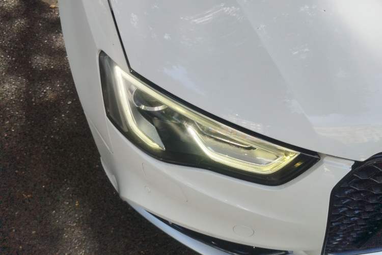 Used Audi S5 2012 S5 3.0T Sportback Right Front Headlight
