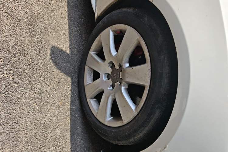 Used Audi S5 2012 S5 3.0T Sportback Right Front Wheel Hub