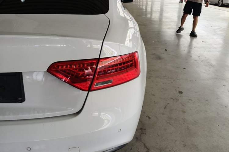 Used Audi S5 2012 S5 3.0T Coupe Right Rear Taillight