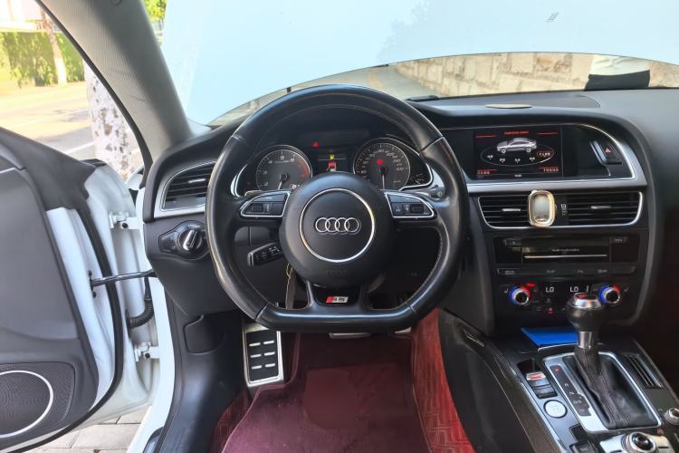 Used Audi S5 2012 S5 3.0T Sportback Steering Wheel