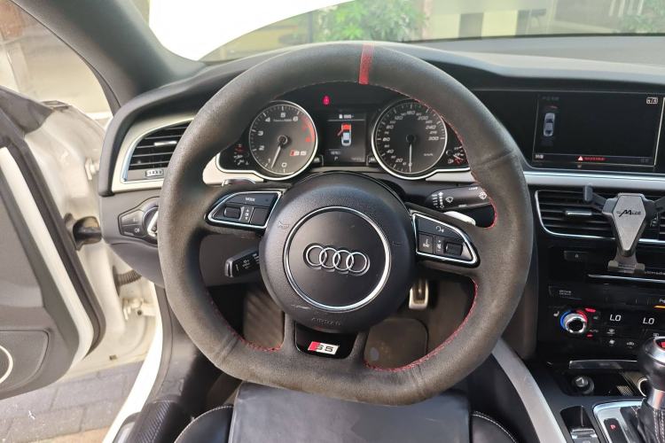 Used Audi S5 2012 S5 3.0T Coupe Steering Wheel