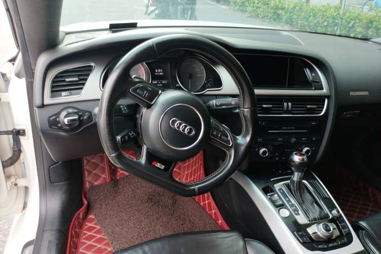Used Audi S5 2012 S5 3.0T Coupe Steering Wheel