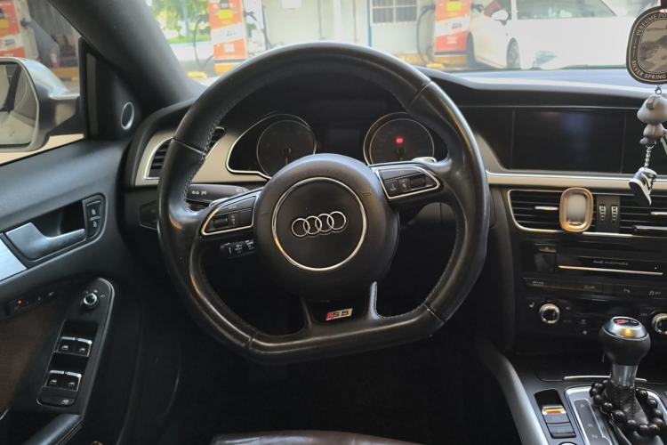 Used Audi S5 2012 S5 3.0T Sportback Steering Wheel