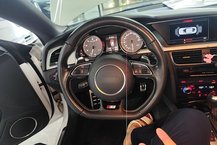 Used Audi S5 2012 S5 3.0T Sportback Steering Wheel
