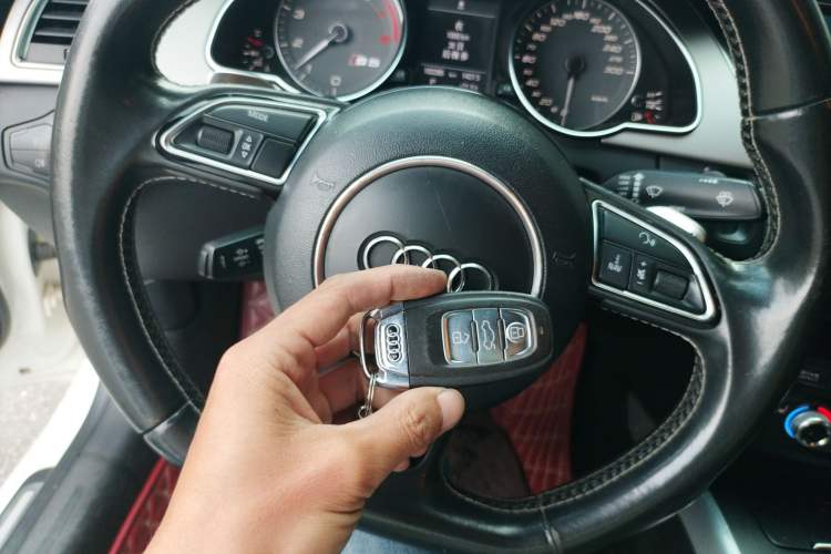 Used Audi S5 2012 S5 3.0T Coupe Vehicle Key