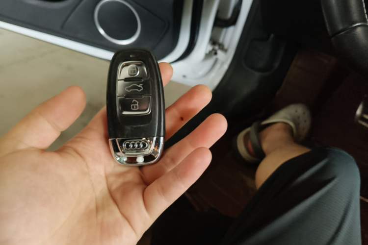 Used Audi S5 2012 S5 3.0T Coupe Vehicle Key