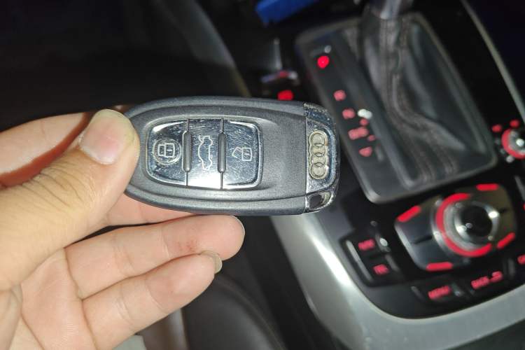 Used Audi S5 2012 S5 3.0T Cabriolet Vehicle Key