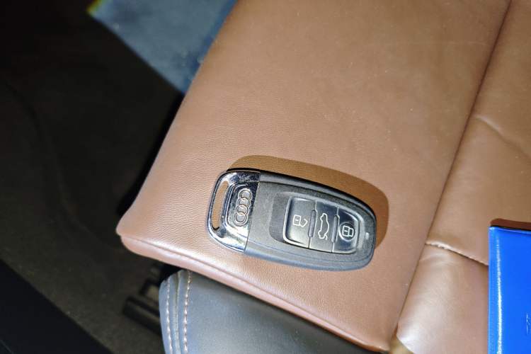Used Audi S5 2012 S5 3.0T Sportback Vehicle Key