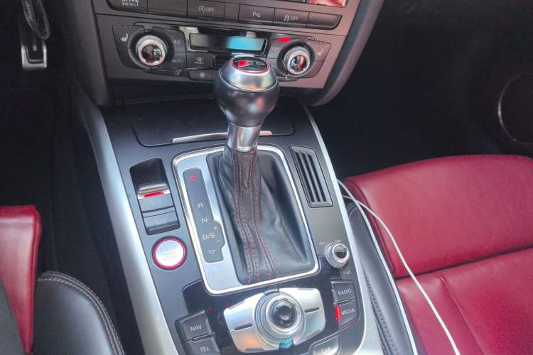 Used Audi S5 2016 S5 3.0T Sportback Gear Lever