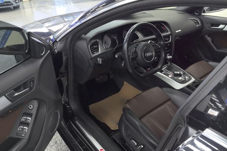 Used Audi S5 2016 S5 3.0T Sportback Interior 3