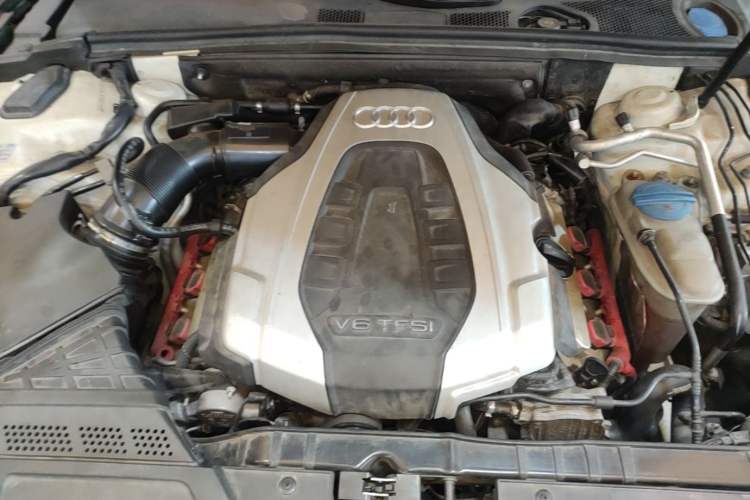 Used Audi S5 2016 S5 3.0T Sportback Engine Bay