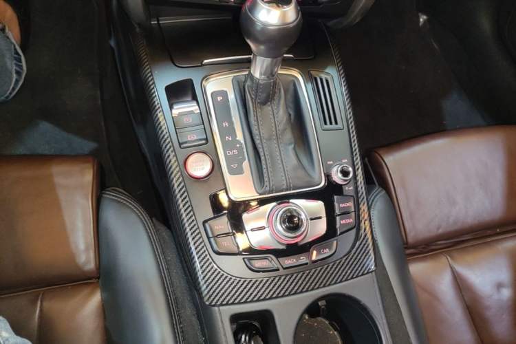 Used Audi S5 2016 S5 3.0T Sportback Gear Lever