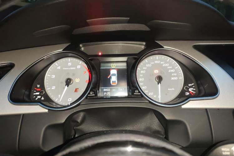 Used Audi S5 2016 S5 3.0T Coupe Instrument Cluster