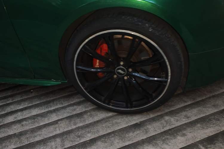 Used Audi S5 2016 S5 3.0T Coupe Right Front Wheel Hub