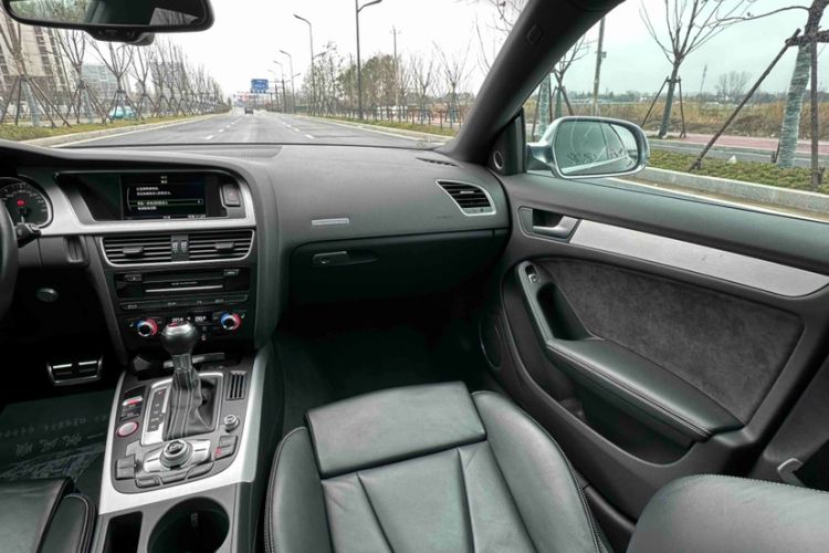Used Audi S5 2016 S5 3.0T Sportback Interior 5