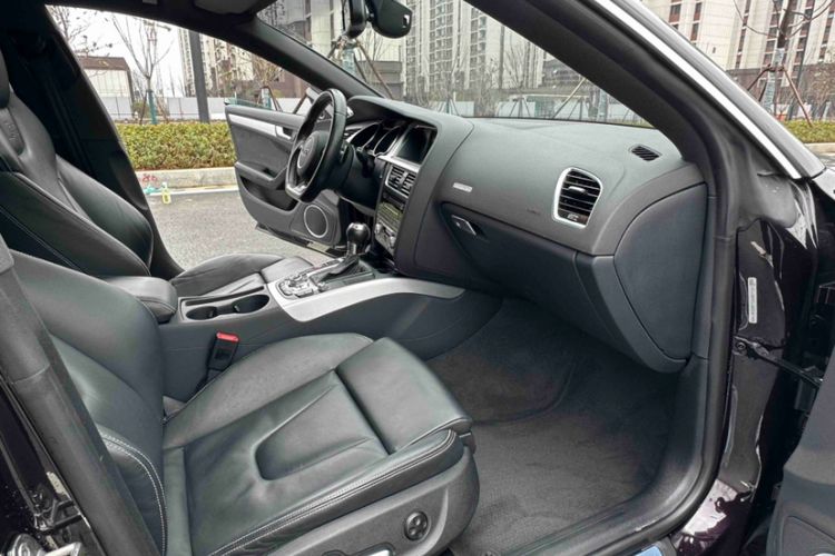 Used Audi S5 2016 S5 3.0T Sportback Interior 8