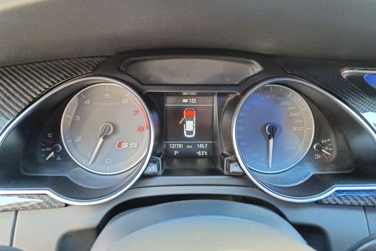 Used Audi S5 2016 S5 3.0T Sportback Instrument Cluster