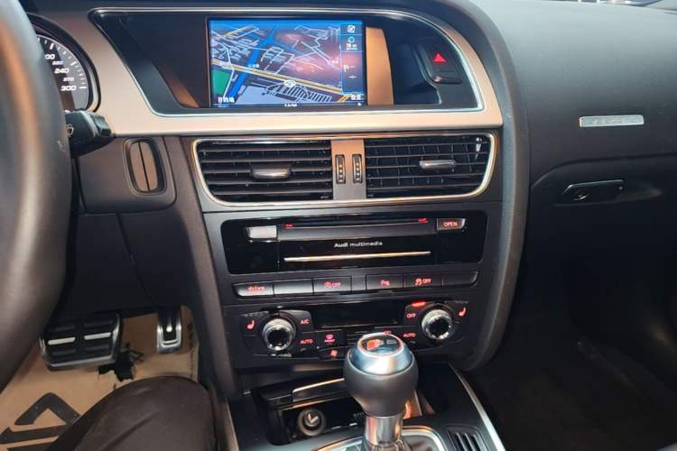 Used Audi S5 2016 S5 3.0T Sportback Audio And AC Panel