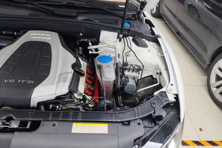 Used Audi S5 2016 S5 3.0T Sportback Engine Bay Left