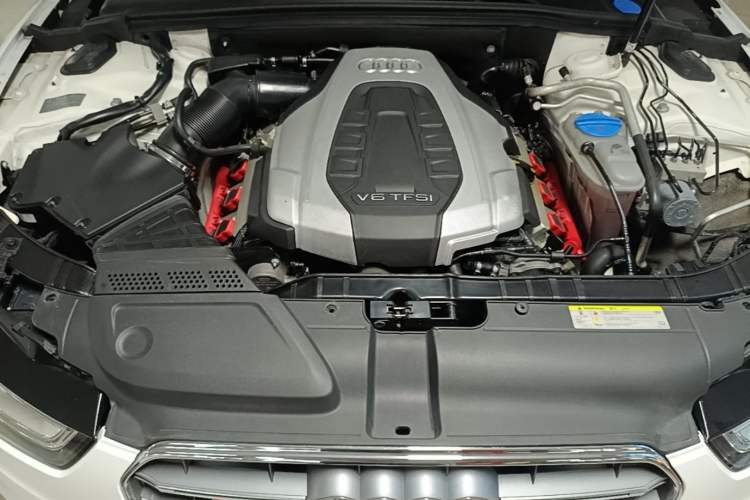 Used Audi S5 2016 S5 3.0T Sportback Engine Bay