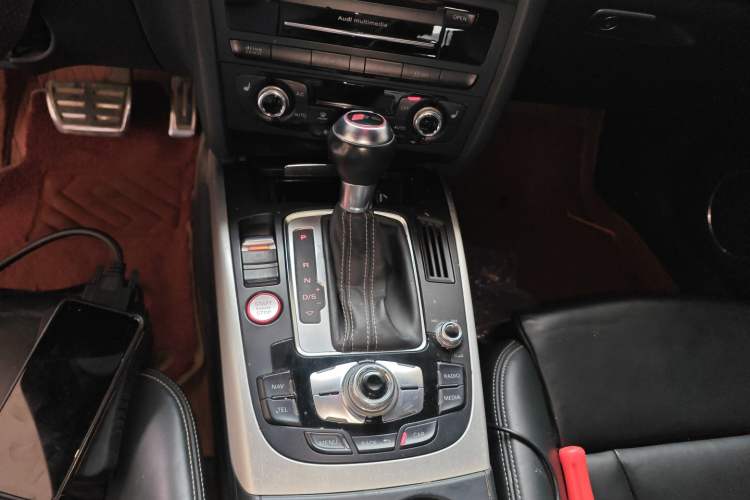 Used Audi S5 2016 S5 3.0T Sportback Gear Lever