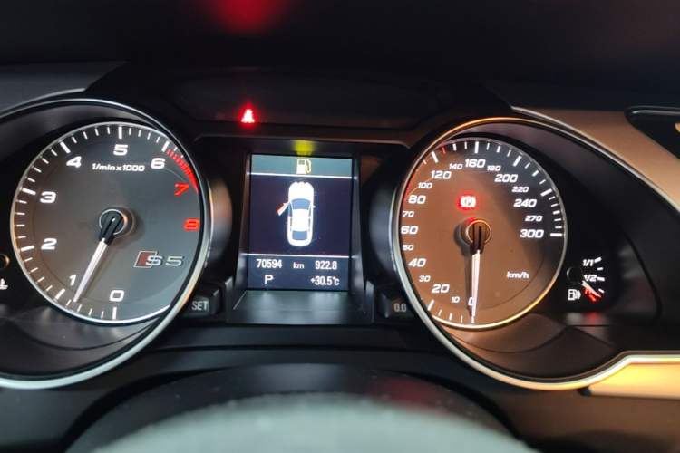 Used Audi S5 2016 S5 3.0T Sportback Instrument Cluster