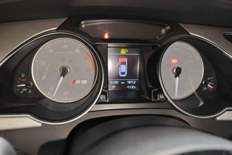 Used Audi S5 2016 S5 3.0T Sportback Instrument Cluster