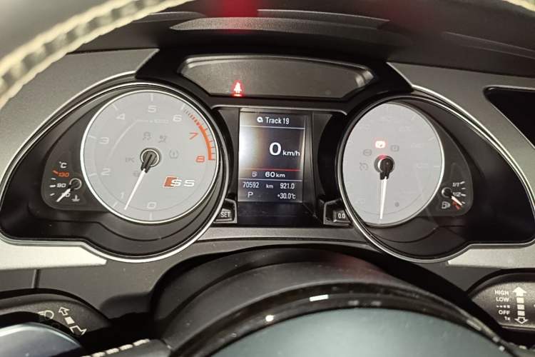 Used Audi S5 2016 S5 3.0T Sportback Instrument Cluster