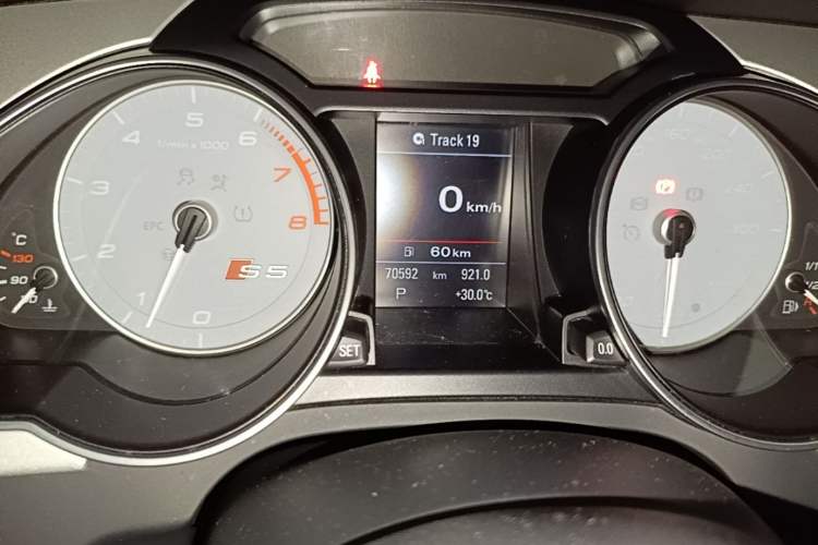 Used Audi S5 2016 S5 3.0T Sportback Odometer Close Up