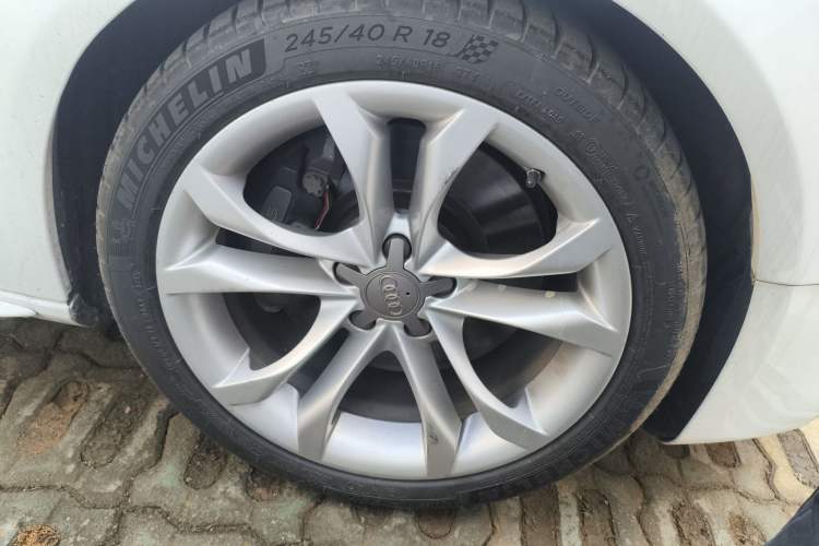 Used Audi S5 2016 S5 3.0T Sportback Right Front Wheel Hub