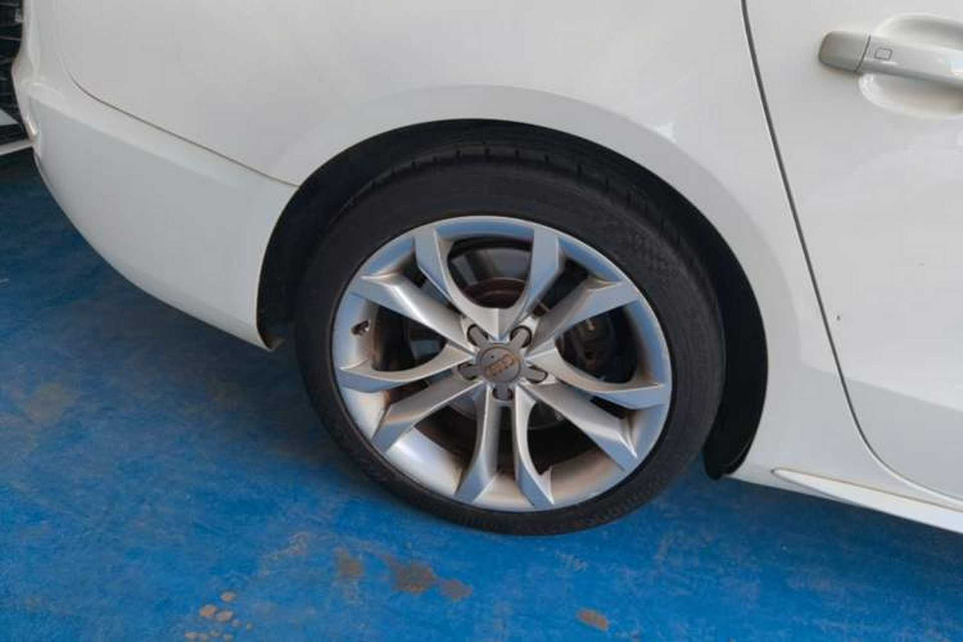 Used Audi S5 2016 S5 3.0T Sportback Right Rear Wheel Hub
