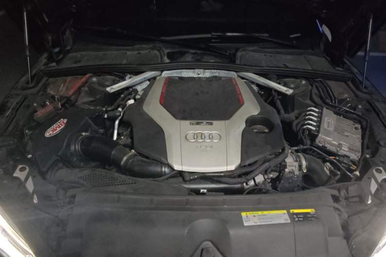 Used Audi S5 2017 S5 3.0T Sportback Engine Bay
