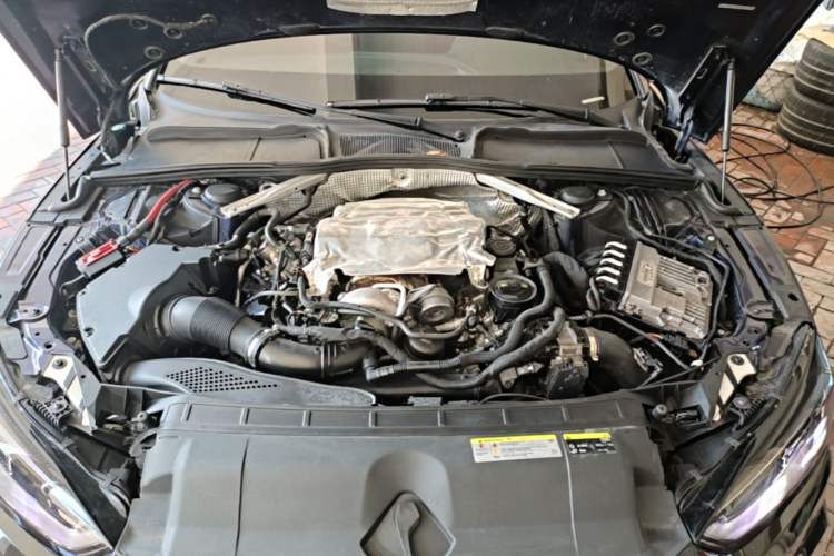 Used Audi S5 2017 S5 3.0T Sportback Engine Bay