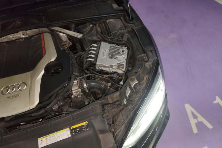 Used Audi S5 2017 S5 3.0T Coupe Engine Bay Left