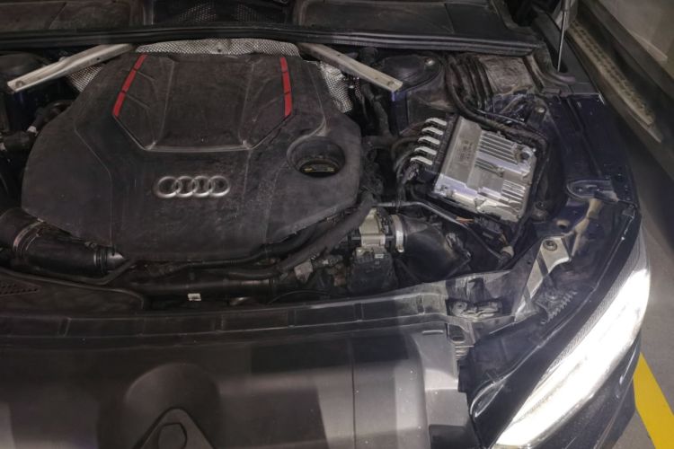 Used Audi S5 2017 S5 3.0T Sportback Engine Bay Left