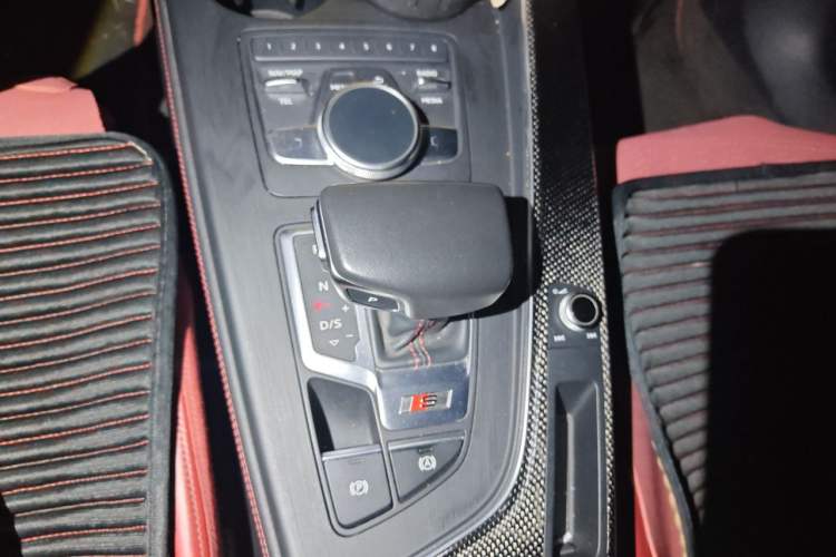 Used Audi S5 2017 S5 3.0T Sportback Gear Lever