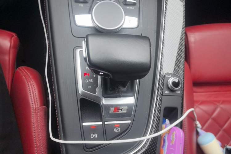 Used Audi S5 2017 S5 3.0T Sportback Gear Lever