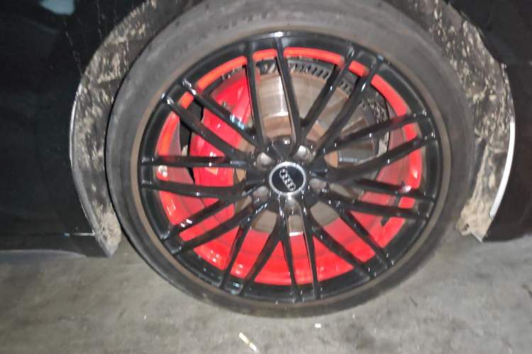Used Audi S5 2017 S5 3.0T Sportback Right Front Wheel Hub