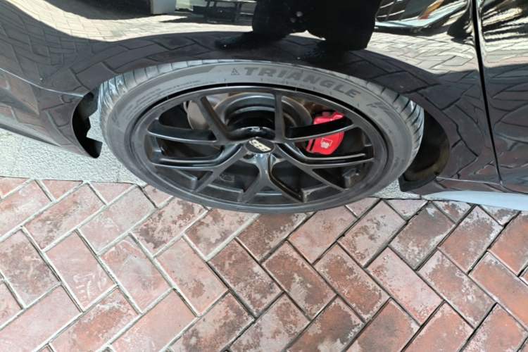 Used Audi S5 2017 S5 3.0T Sportback Right Rear Wheel Hub