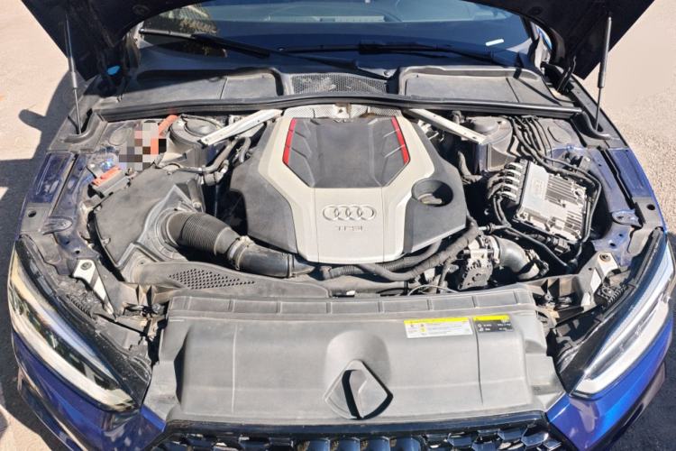 Used Audi S5 2017 S5 3.0T Sportback Engine Bay