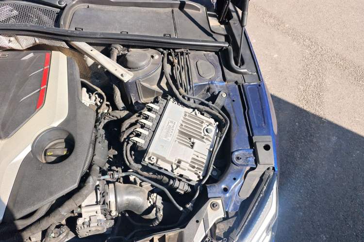 Used Audi S5 2017 S5 3.0T Sportback Engine Bay Left
