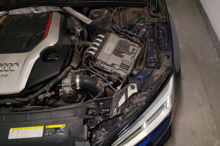 Used Audi S5 2017 S5 3.0T Sportback Engine Bay Left