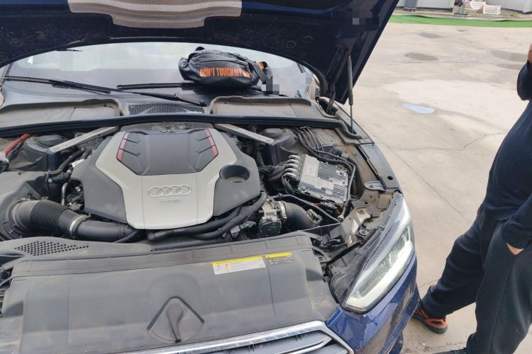 Used Audi S5 2017 S5 3.0T Sportback Engine Bay Left