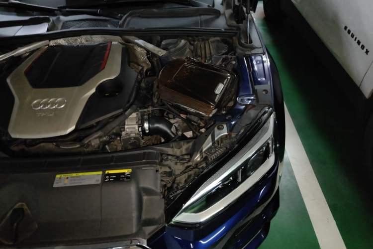 Used Audi S5 2017 S5 3.0T Sportback Engine Bay Left