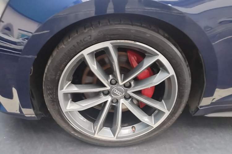 Used Audi S5 2017 S5 3.0T Sportback Left Front Wheel Hub