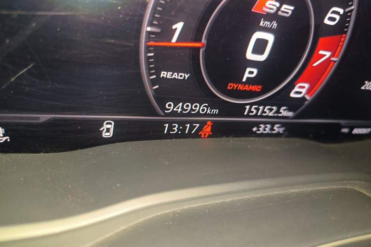 Used Audi S5 2017 S5 3.0T Coupe Odometer Close Up