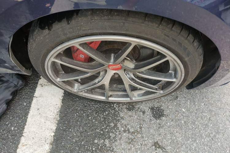 Used Audi S5 2017 S5 3.0T Sportback Right Front Wheel Hub