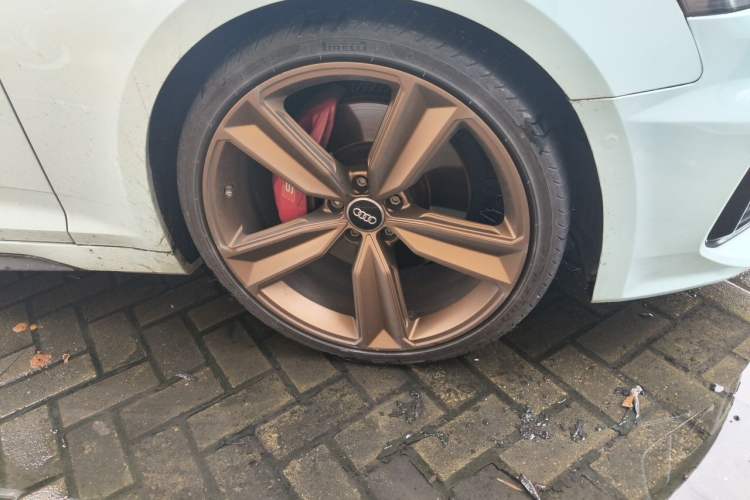 Used Audi S5 2017 S5 3.0T Sportback Right Front Wheel Hub