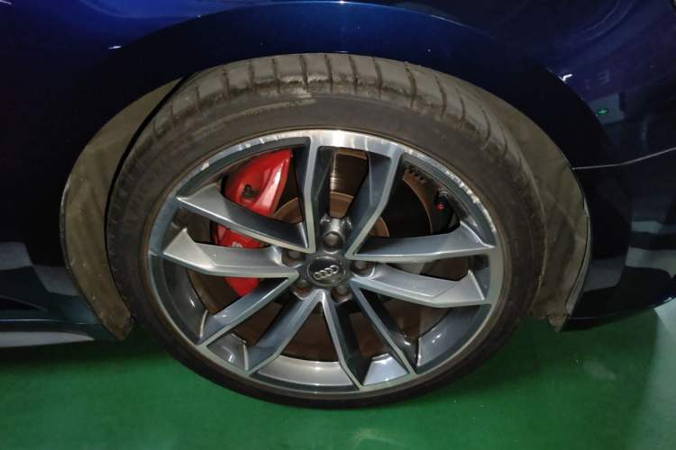 Used Audi S5 2017 S5 3.0T Sportback Right Front Wheel Hub