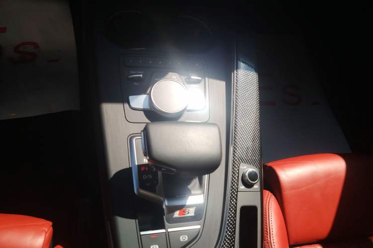 Used Audi S5 2017 S5 3.0T Sportback Gear Lever